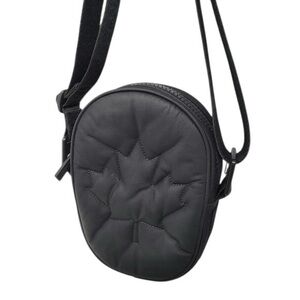 LULULEMON New Future Legacy Team Canada Crossbody Bag Hip Fanny Pack Black